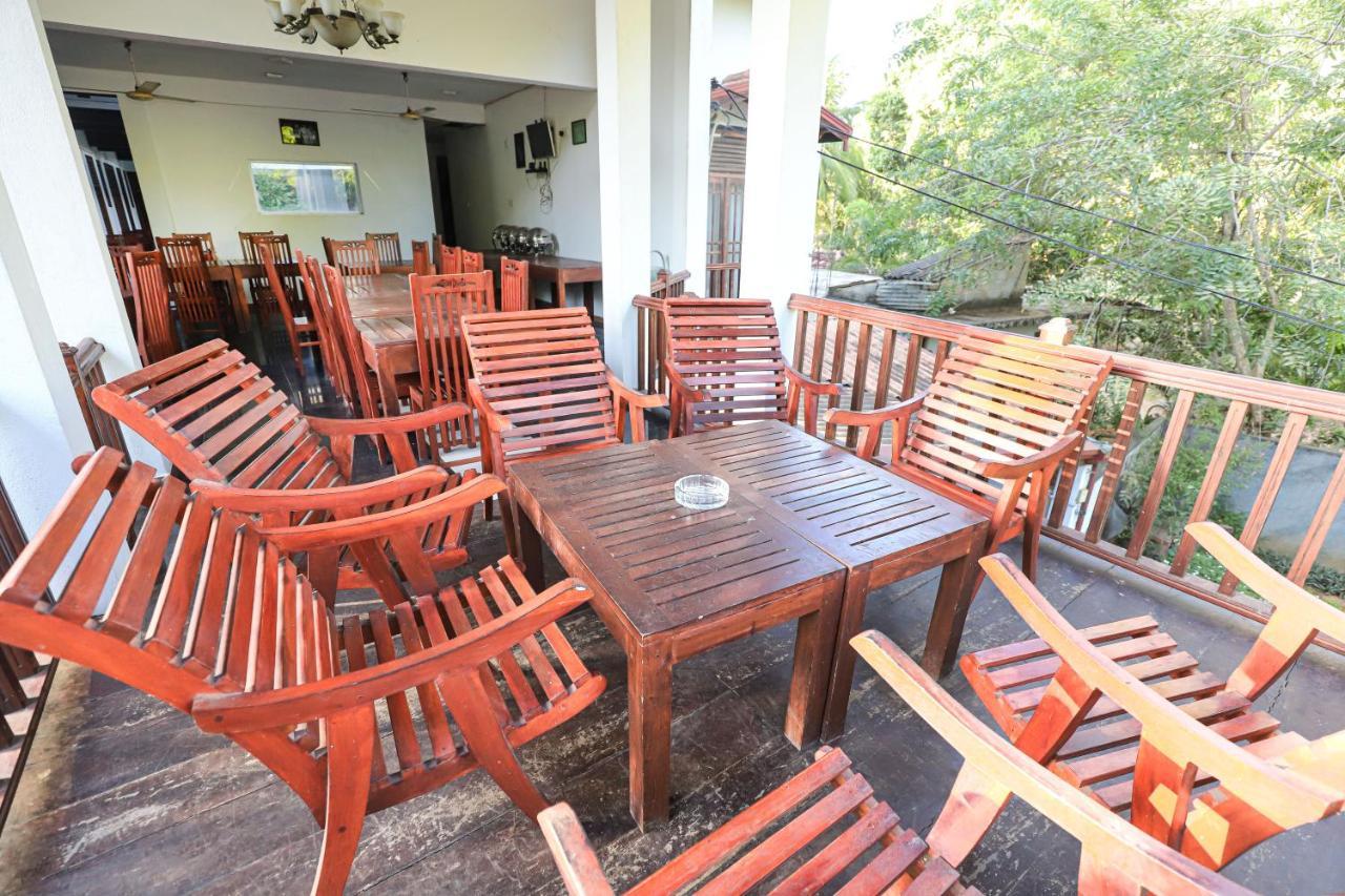 Yala Rich Lodge Тиссамахарама Экстерьер фото